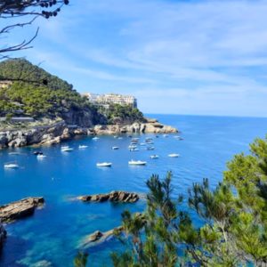 PASEO EN BARCO · ILLES MEDES · ROCA FORADADA