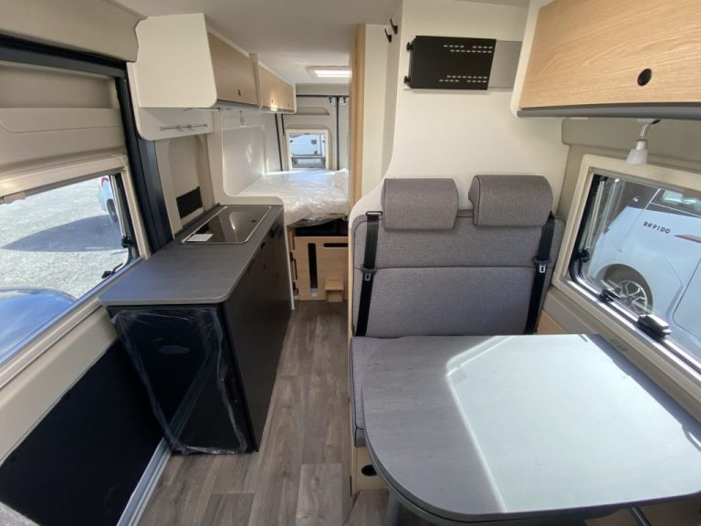 Alquiler 4 plazas Sunlight Cliff 640 en Pontevedra