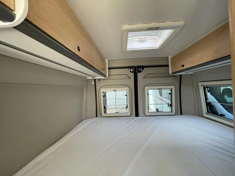 Alquiler 4 plazas Sunlight Cliff 600 – P en Bilbao