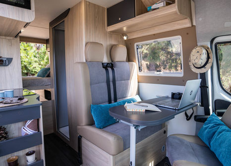 Alquiler 4 plazas Iveco Twin I UP – 102 en Tenerife