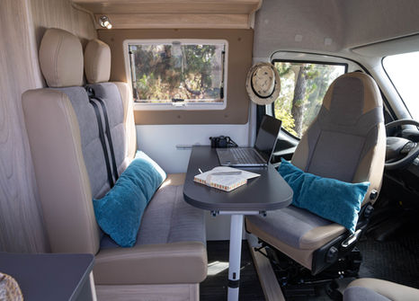Alquiler 4 plazas Iveco Twin I UP – 102 en Tenerife