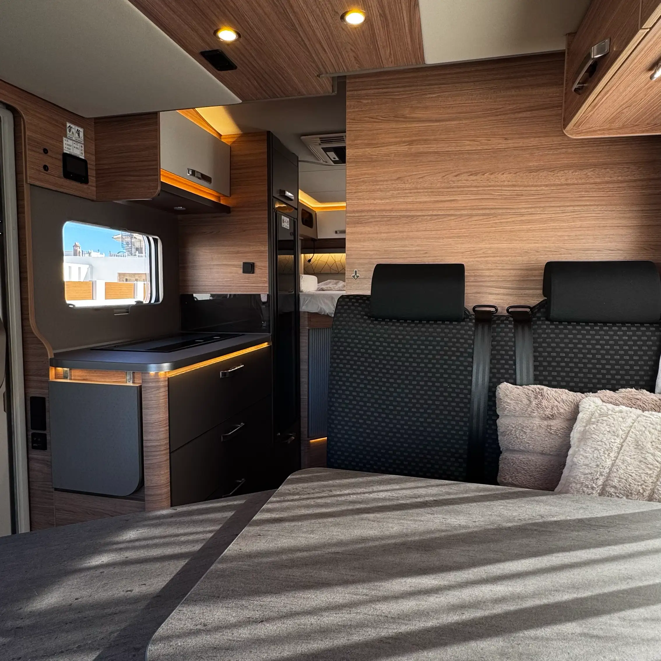 Weinsberg Carasuite 650 MEG StarLink