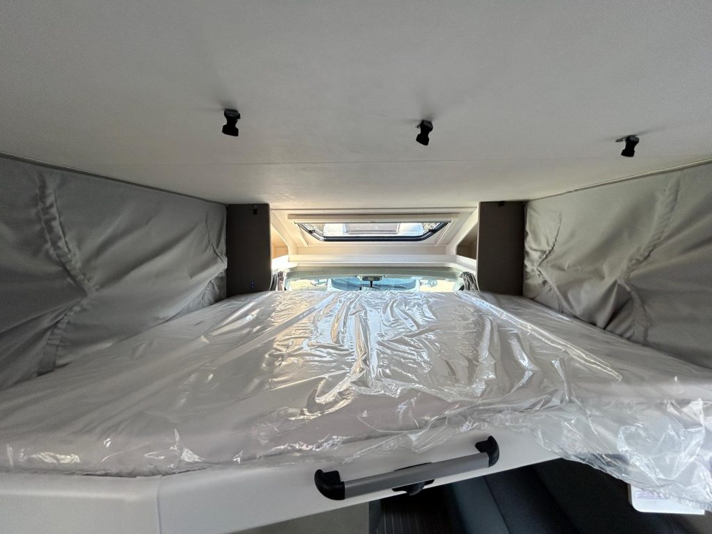Blucamp Ocean 526