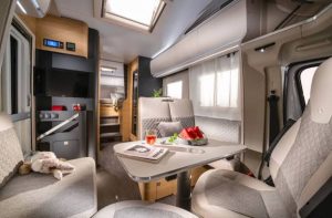 Adria Coral XL Axess 660 SL (2)