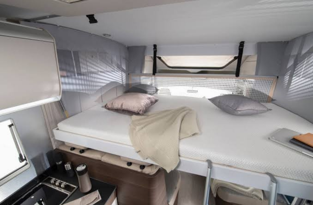 Alquiler 4 plazas Adria Matrix 670 SL / AN en Barcelona