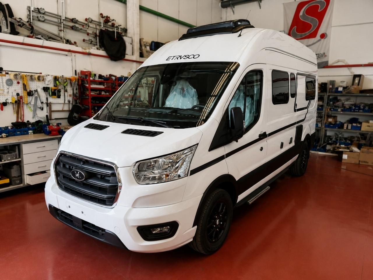 Etrusco CV 600 DF (4X4)