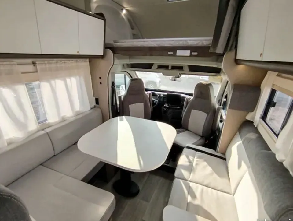 Alquiler 6 plazas Benimar Sport 344 Up en Málaga