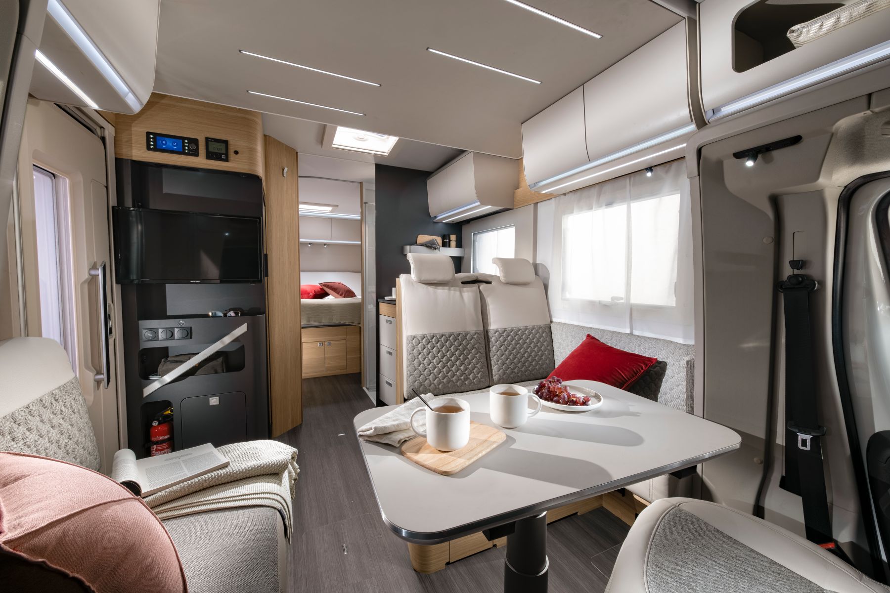 Alquiler 4 plazas Adria Matrix Axxes 670 SL-2 / G en Madrid
