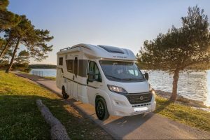 Adria Matrix Axxes 670 SL-2 / G