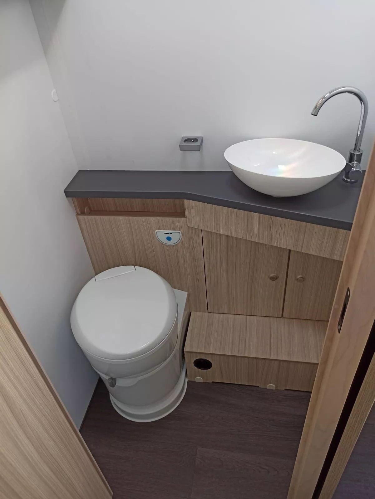 Sun Living S75 SC (1)