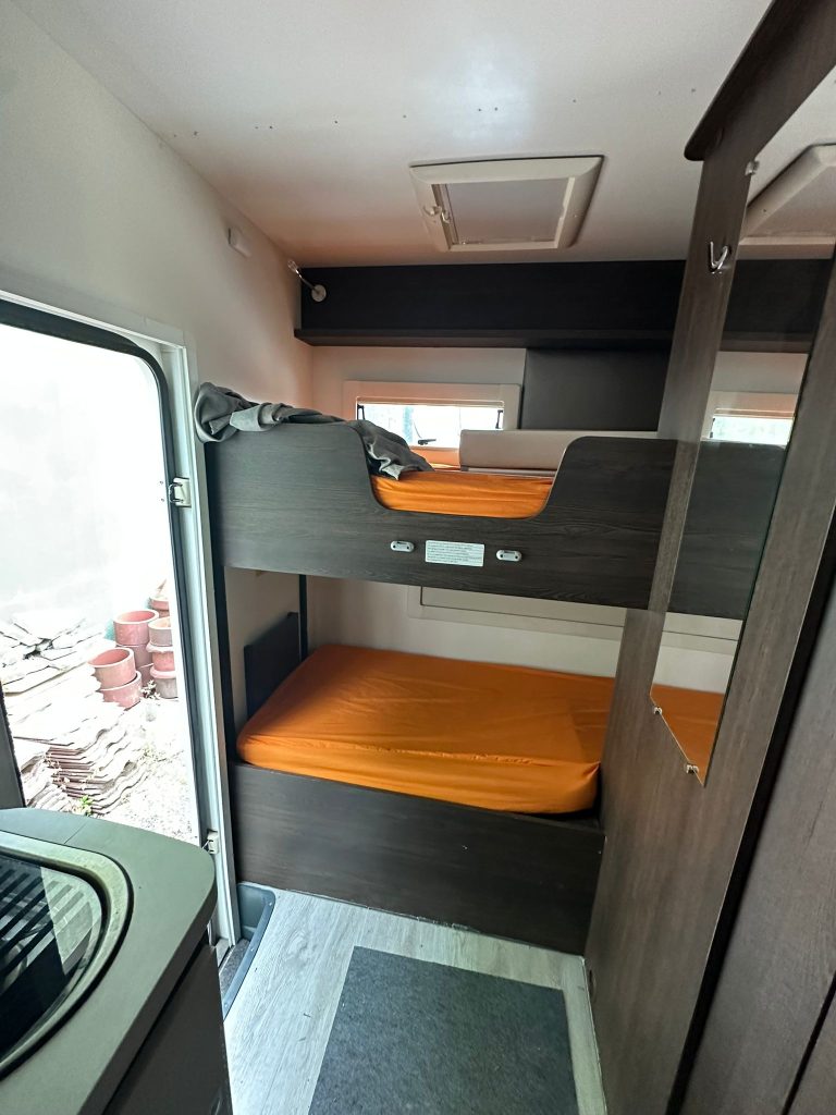 Benimar Sport 323