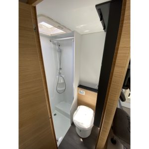 Adria Coral XL Axess 600 DP / AN