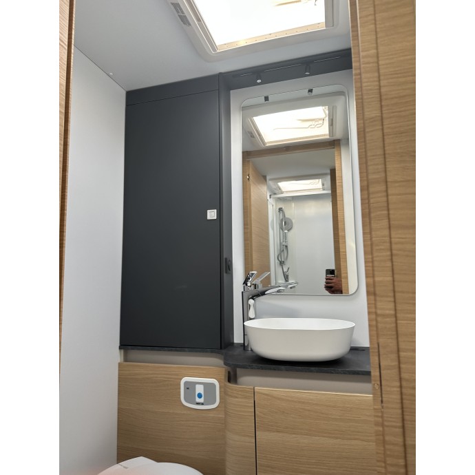 adria-matrix-670sl-60y