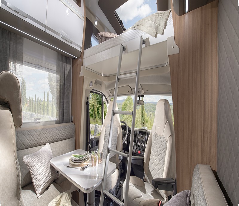 Alquiler 5 plazas Adria Coral XL Axess 660 DP / G en Madrid