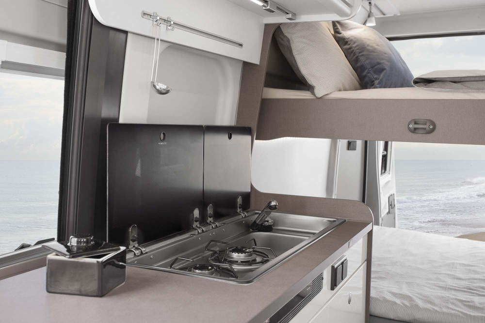 Alquiler 4 plazas Etrusco CV600 BB en Málaga