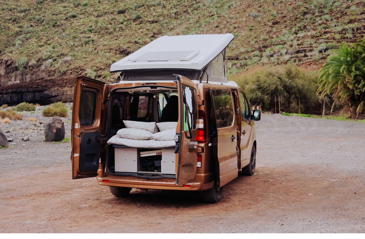 Alquiler 4 plazas Opel Vivaro Camper en La Gomera
