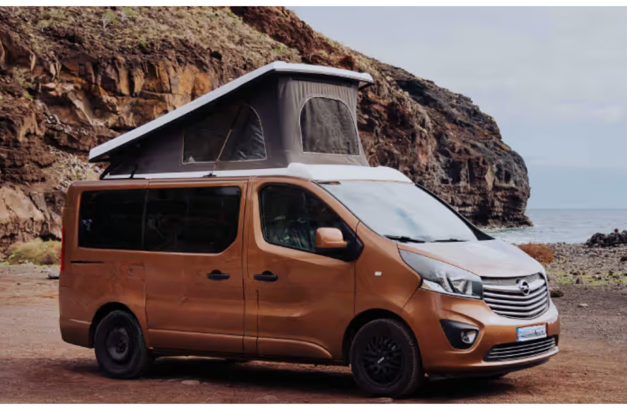 Alquiler 4 plazas Opel Vivaro Camper en La Gomera