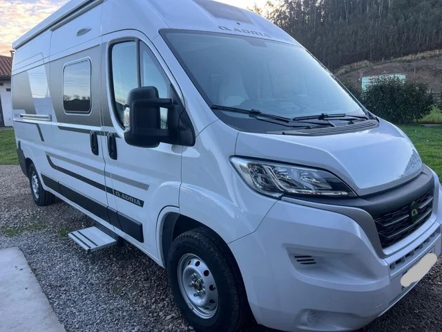 Alquiler de autocaravanas y campers en España con Booking Caravaning