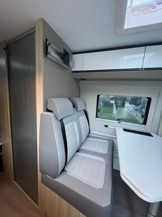 Alquiler 4 plazas Adria Twin Plus en Cantabria