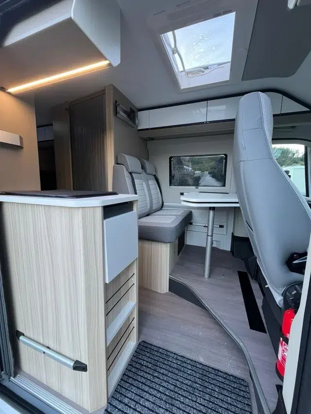 Alquiler 4 plazas Adria Twin Plus en Cantabria