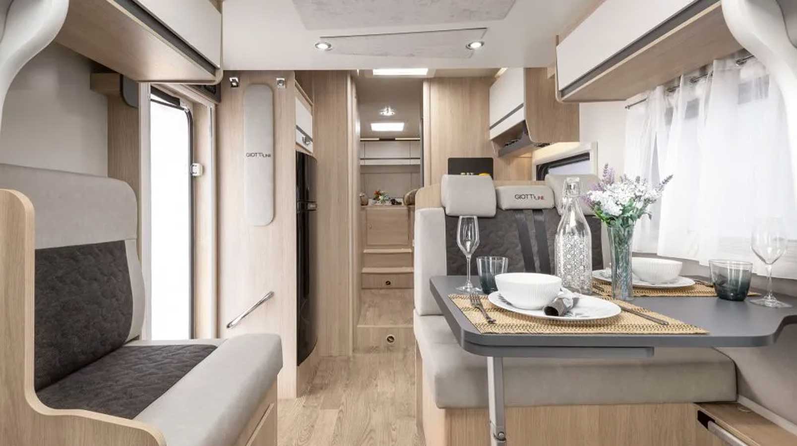 Alquiler 5 plazas Giottline Siena 395 en Málaga