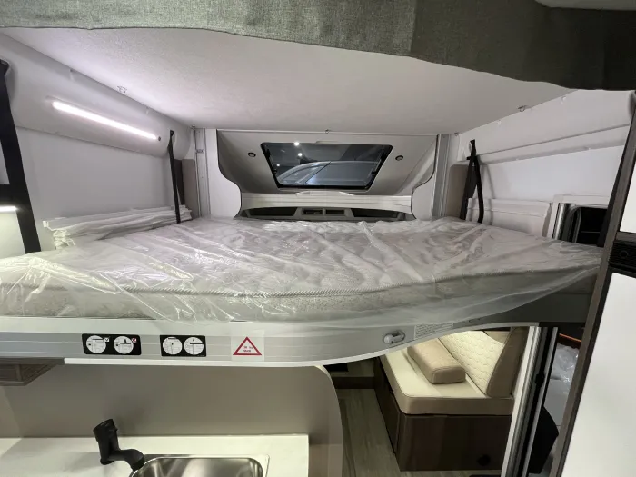 Alquiler 5 plazas Benimar Tessoro 496 en Sevilla