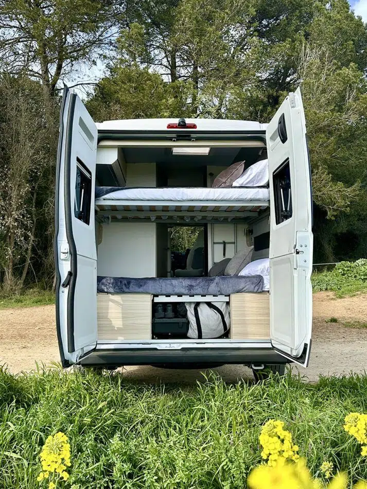 Alquiler 4 plazas Adria Twin en Barcelona