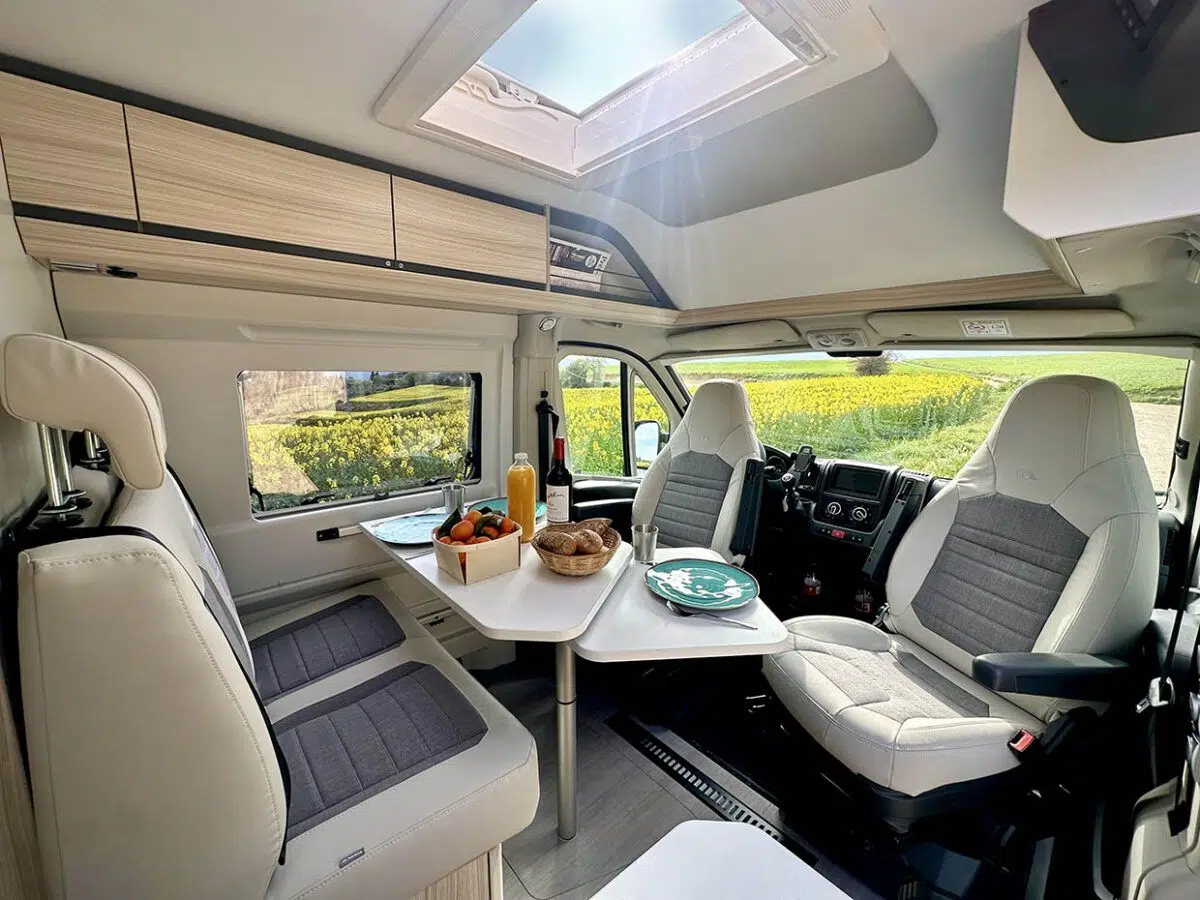 Alquiler 4 plazas Adria Twin en Barcelona