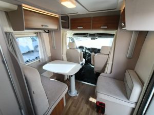 Hygge-14-plus-3950-Salon-1-1024×768