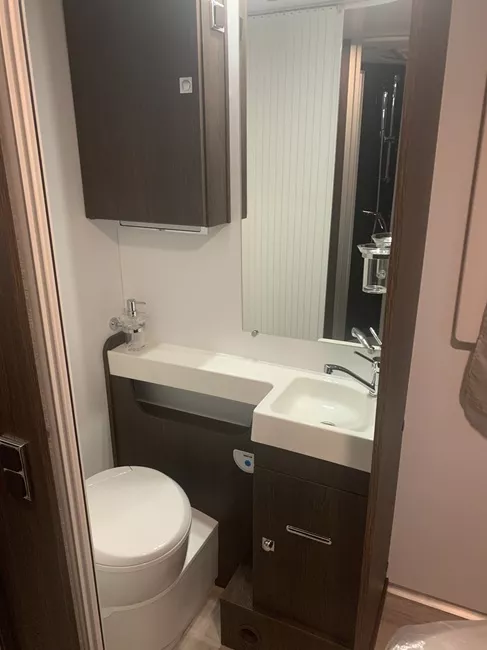 Alquiler 5 plazas Benimar Tessoro 495 UP en Asturias