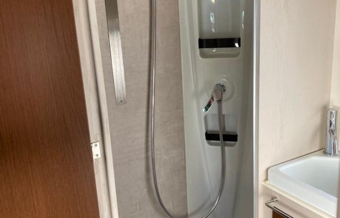 RIMOR-SEAL_-AUTOCARAVANA_DUCHA-pqlwiyqslpcsmaaks8xyoperzxwscgr34jc3m4iutw