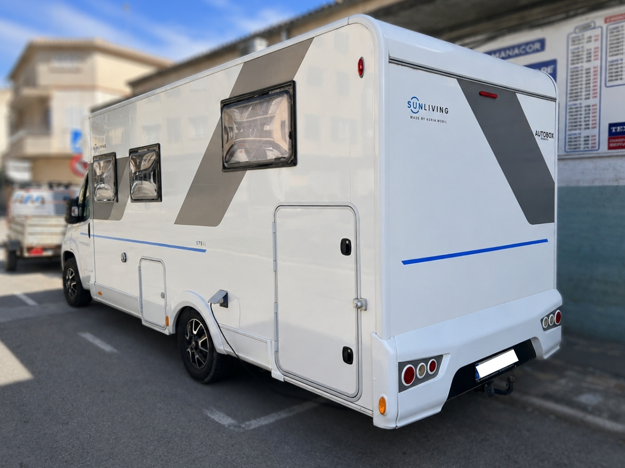 Sun Living S75SL (2)