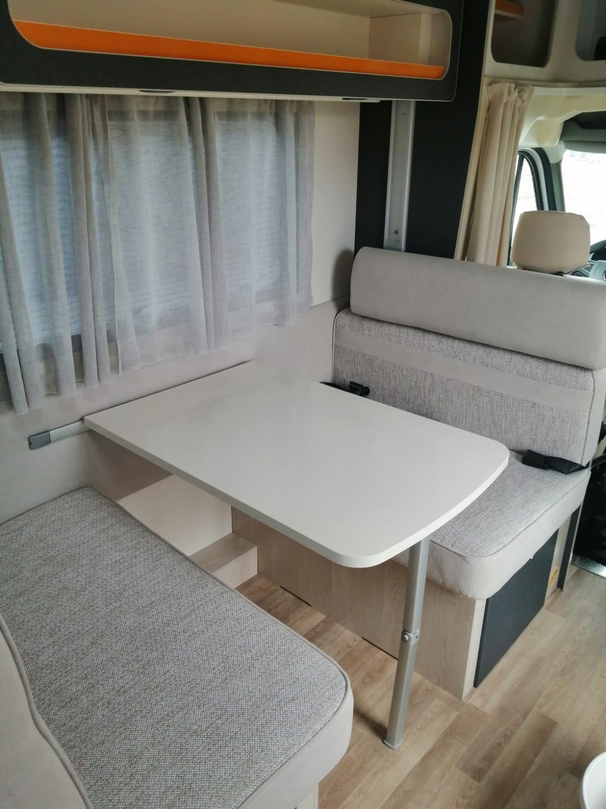 Alquiler 6 plazas Rymor Hygge 12 Plus en Madrid