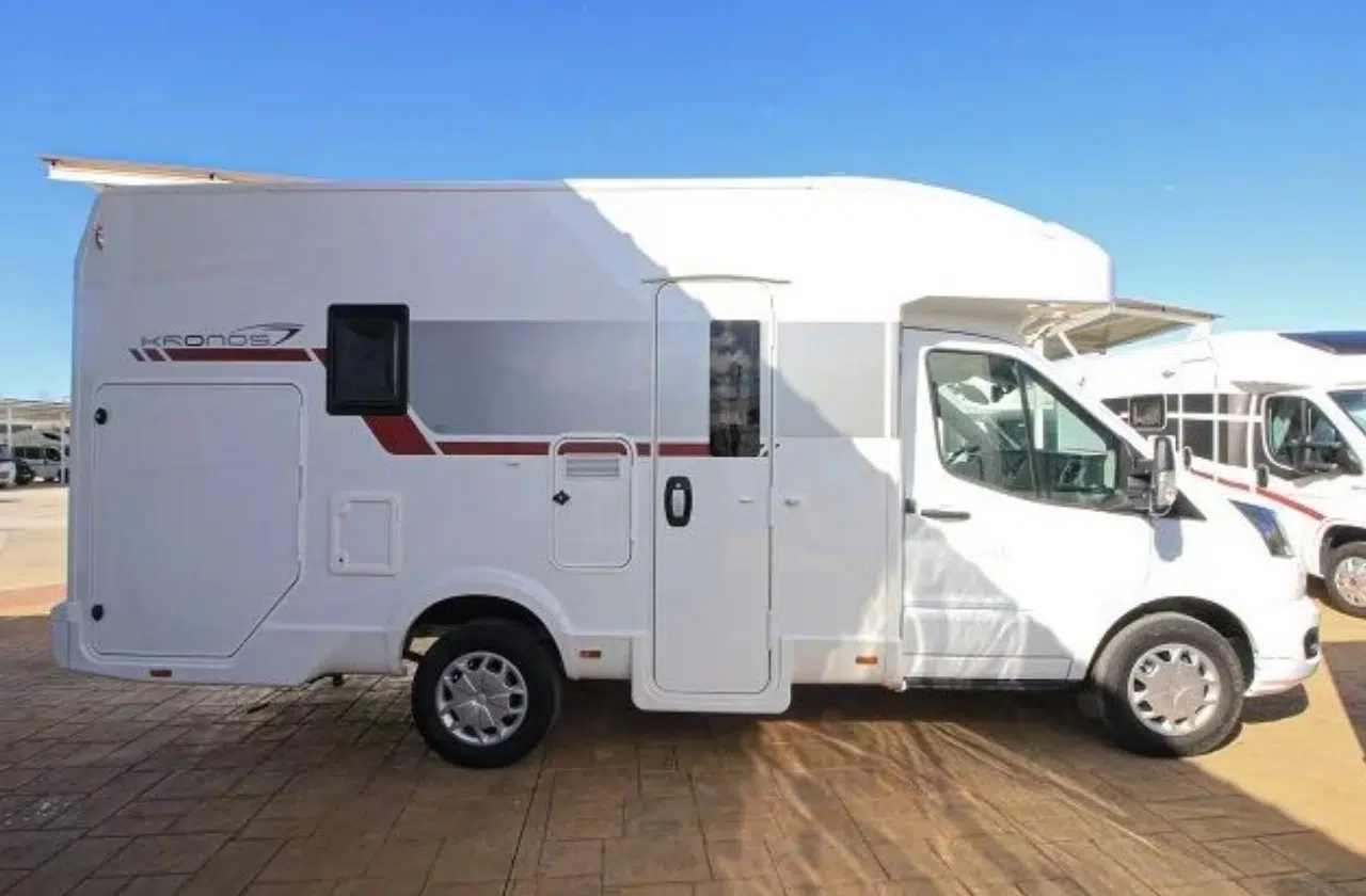 Alquiler 4 plazas Roller Team Kronos 294 TL en Soria