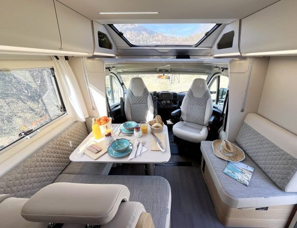 Alquiler 5 plazas Adria Matrix en Barcelona