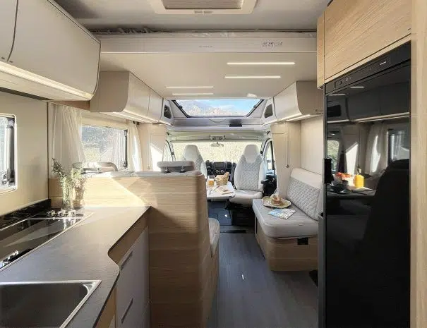 Alquiler 5 plazas Adria Matrix 670 SL en Barcelona