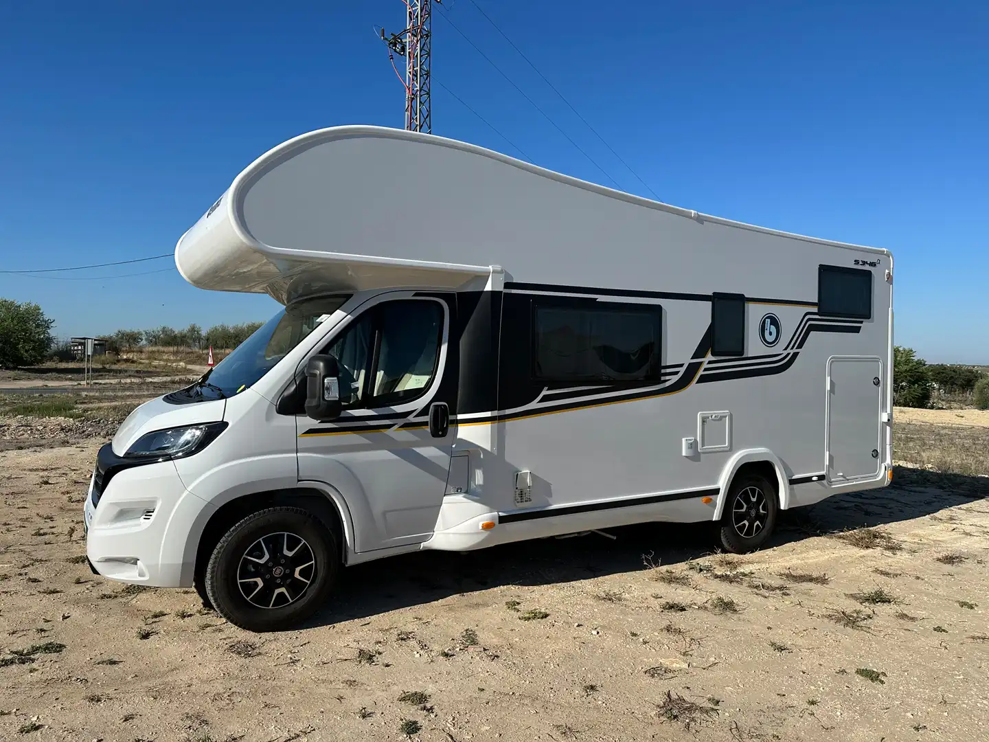 Alquiler 6 plazas Benimar Sport 346 Alpha en Sevilla