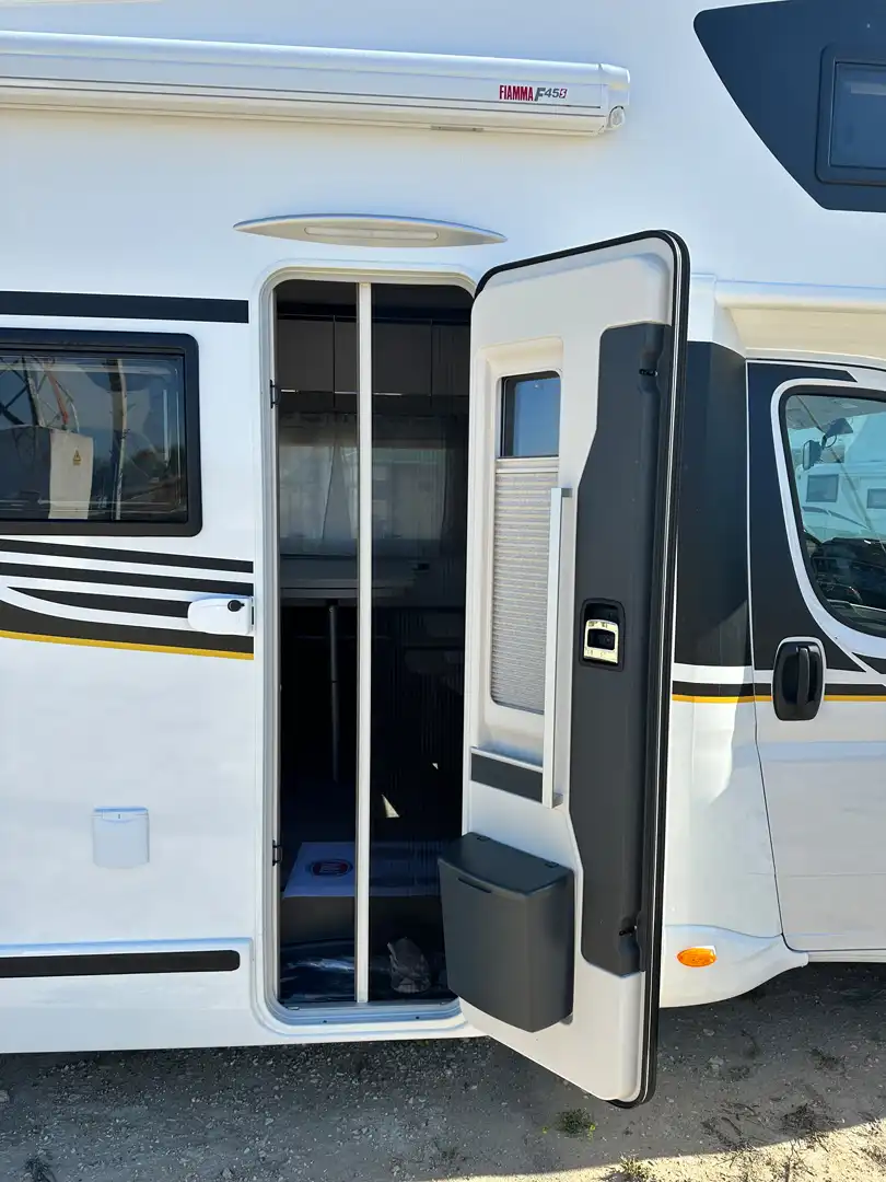 Alquiler 6 plazas Benimar Sport 346 Alpha en Sevilla