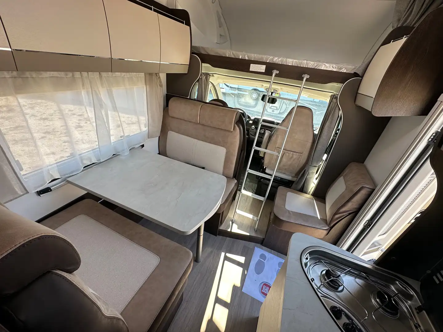 Alquiler 6 plazas Benimar Sport 346 Alpha en Sevilla
