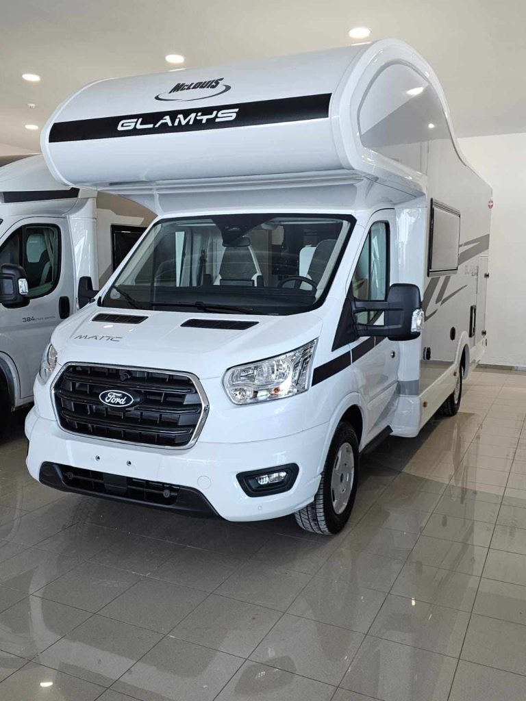 Alquiler 6 plazas Mc Louis Glamys 320 en Albacete