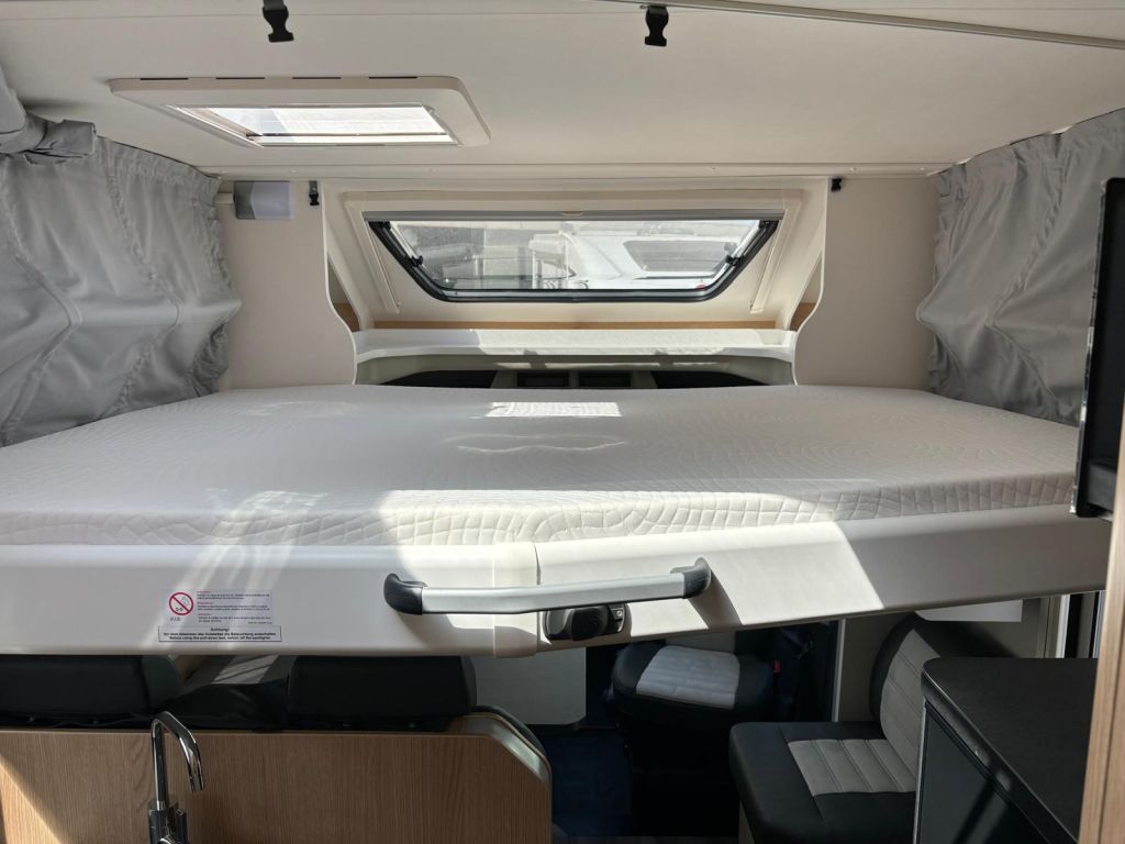 Alquiler 4 plazas Sunlight T680 en Alicante