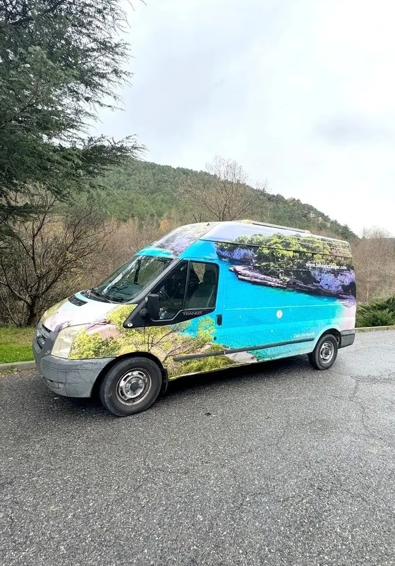 Alquiler 3 plazas CamperVan L3/H2 Llombards en Mallorca