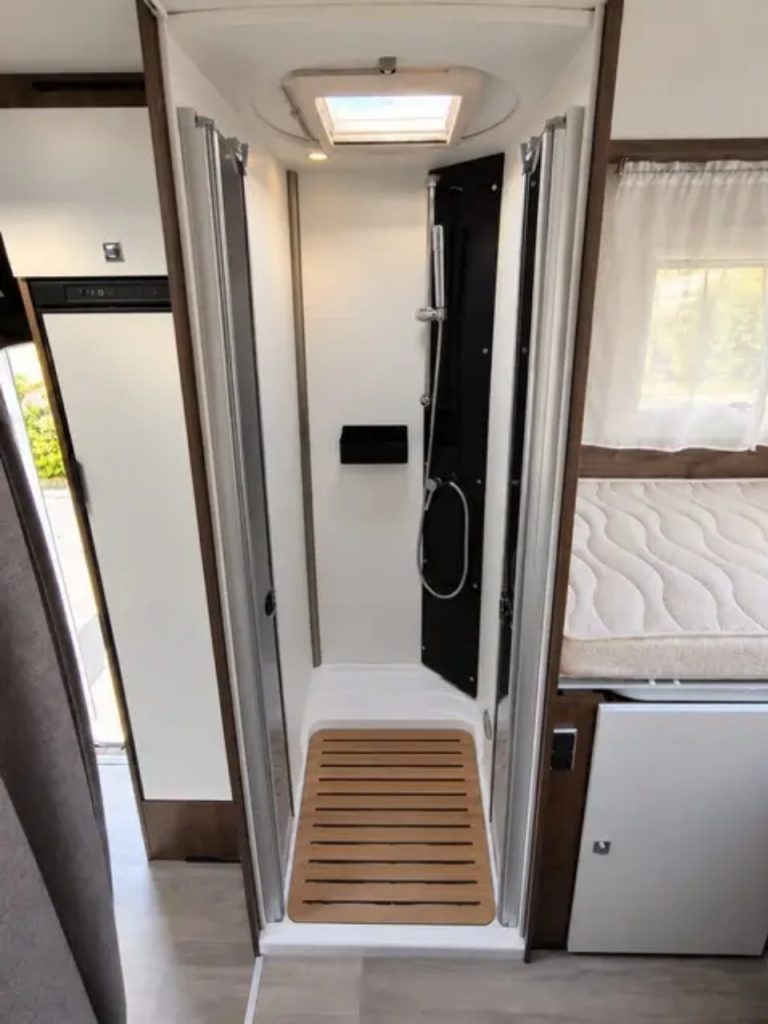 Benimar Tessoro 463 UP (2)