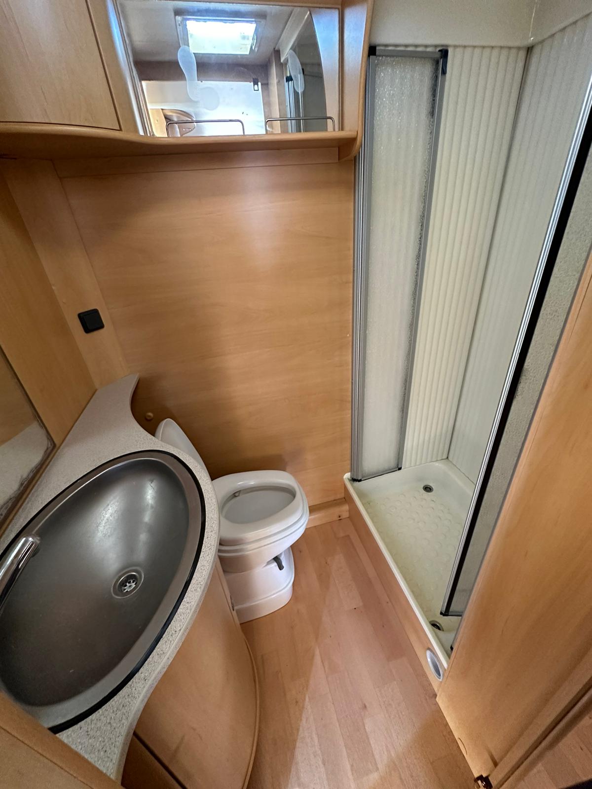 Alquiler Dethleffs Camper 500 en Tarragona