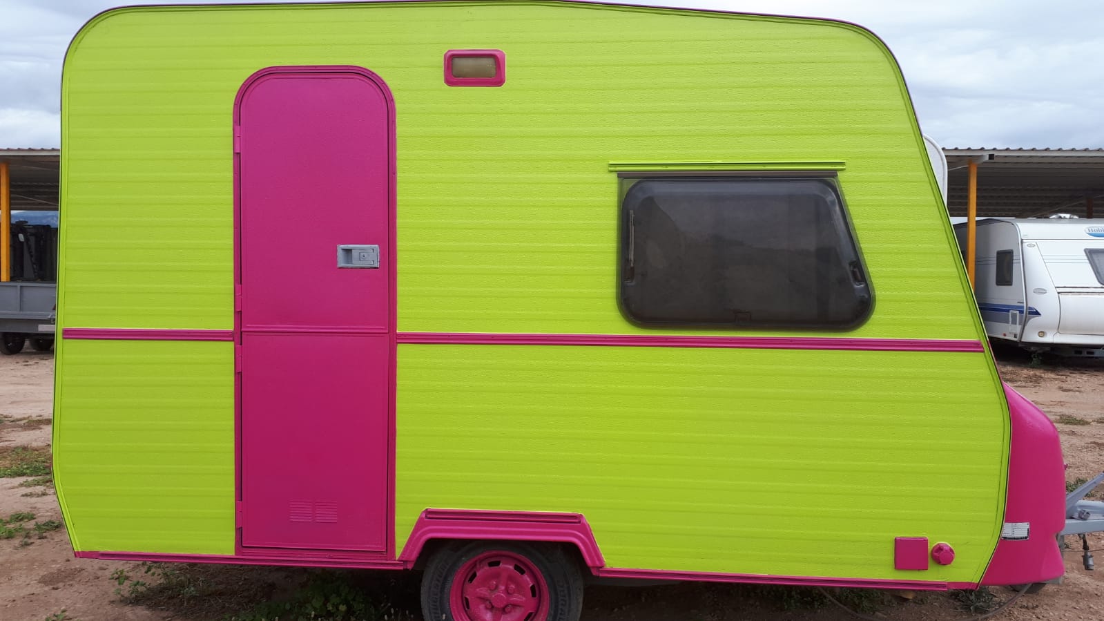Alquiler Knaus Pistacho en Tarragona