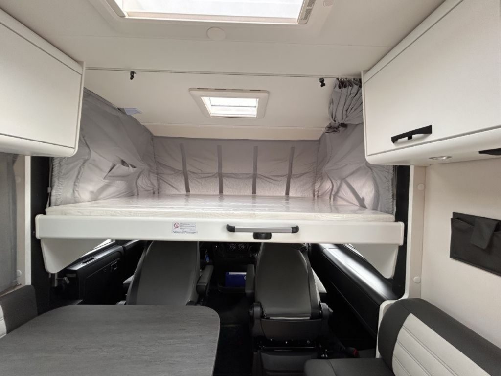 Sunlight I68 Adventure Edition (18)