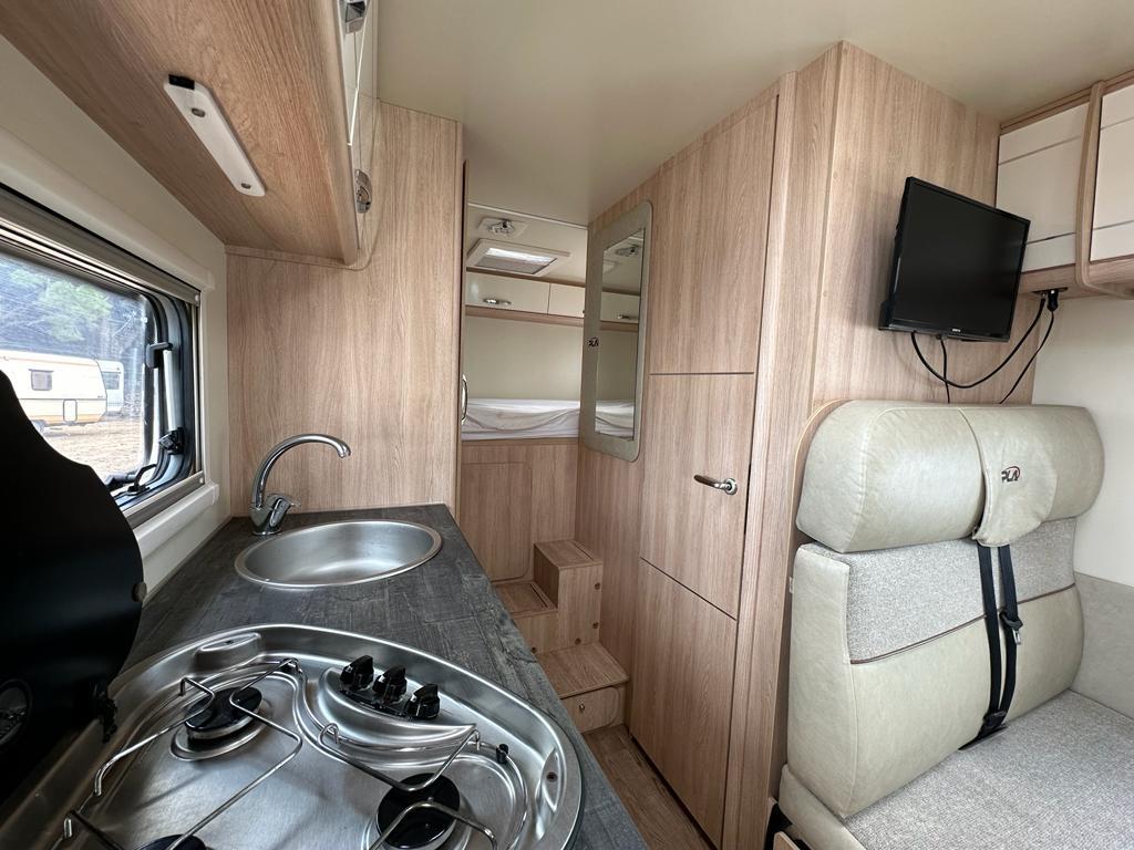 Alquiler 6 plazas P.L.A. Happy 440 Privilege en Tarragona